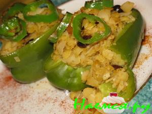 Перец, фаршированный чечевицей