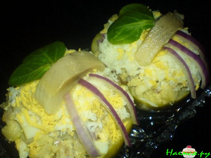 "Cельдь в яблоках" (закуска-салат)