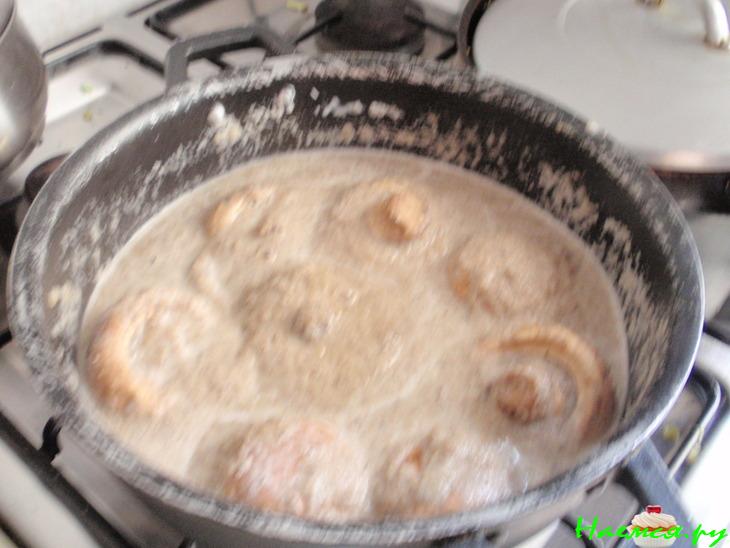 Грибной крем-суп с сухариками