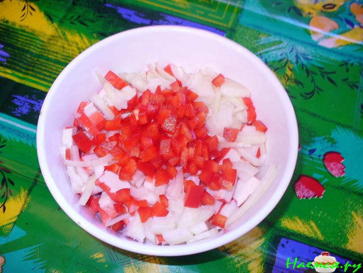 Салат "Дамский каприз" (морской коктейль) Салат "Дамский каприз" (морской коктейль)