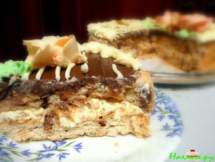 Торт "Киевский" с кремом на сгущенке, какао и коньяке