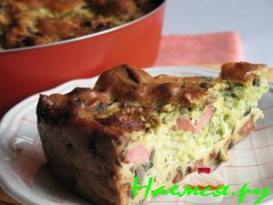 Запеканка в заварном тесте с кабачками и сосисками