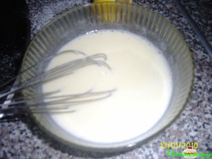 Шоколадное пирожное с желейной прослойкой Шоколадное пирожное с желейной прослойкой