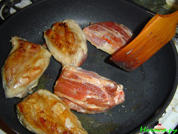 "Рябчики" c грибным соусом "Рябчики" c грибным соусом