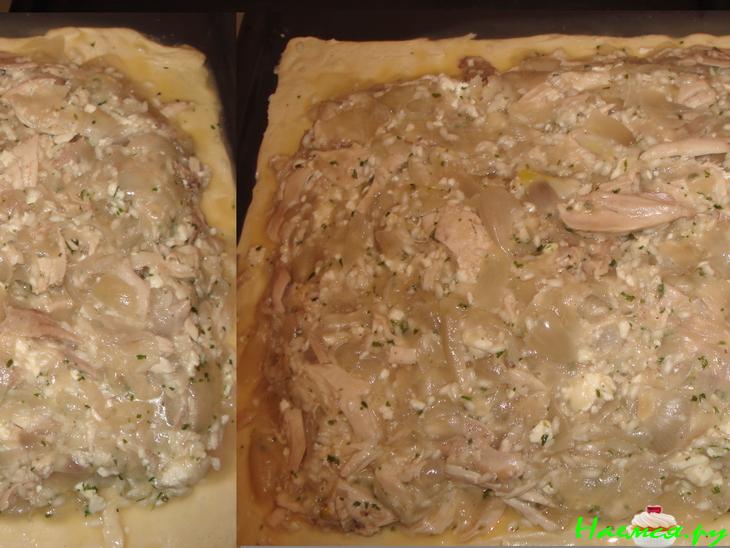 Пирог из слоёного теста с курицей луком и сыром