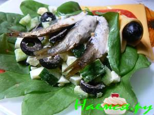 Салат "Рыбка в постельке"