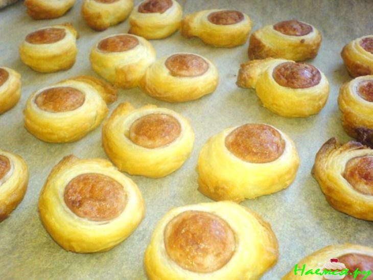 "Пуговки" (из слоёного теста)