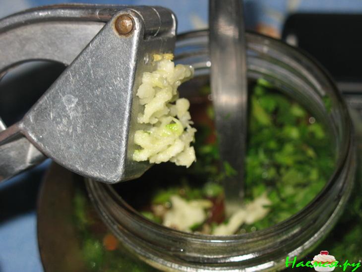 Соус томатно-чесночный к жареной курочке