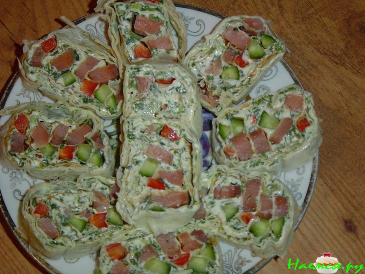 Рулет из лаваша с горбушей