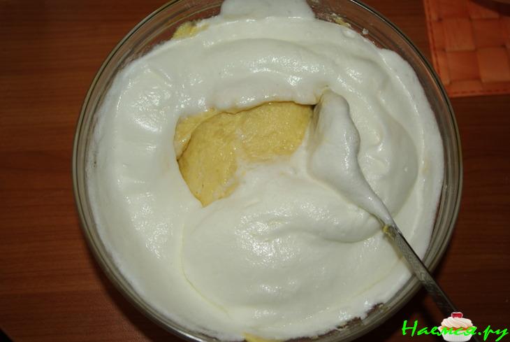 Лимонные тарталетки со взбитыми сливками