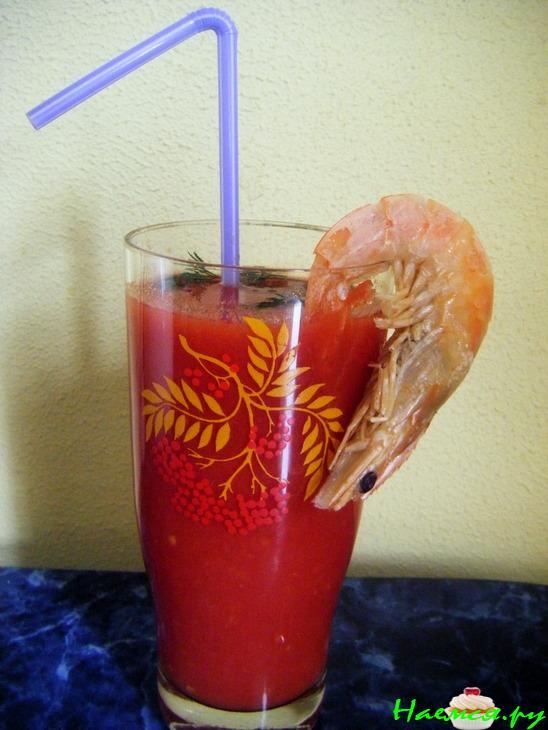 Острый томатный коктейль