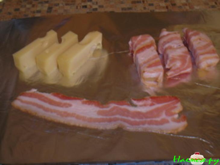 Сырные палочки с грудинкой Сырные палочки с грудинкой