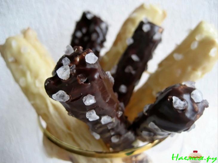 Слоеные "Полоски" с шоколадом и... солью