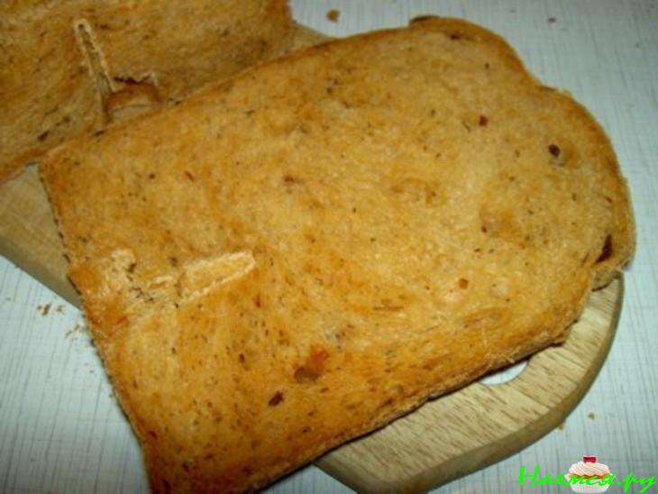 Хлеб с сушеными томатами