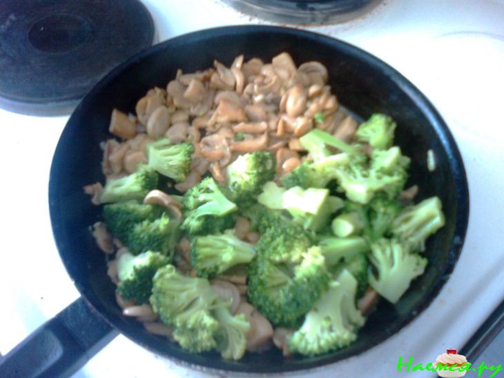 Суп "Сырный" с куриными крыльями