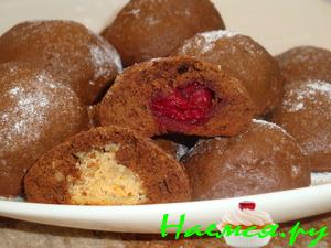 Шоколадное печенье (или пряники?) с начинкой Шоколадное печенье (или пряники?) с начинкой