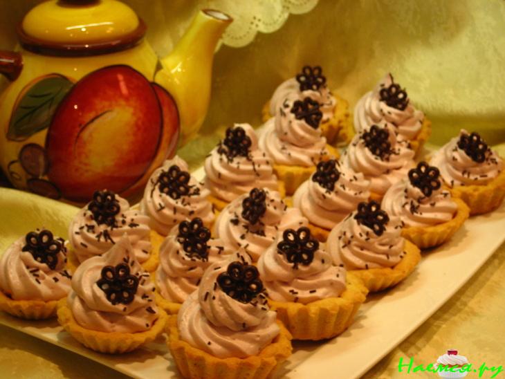 Корзиночки с зефирным кремом