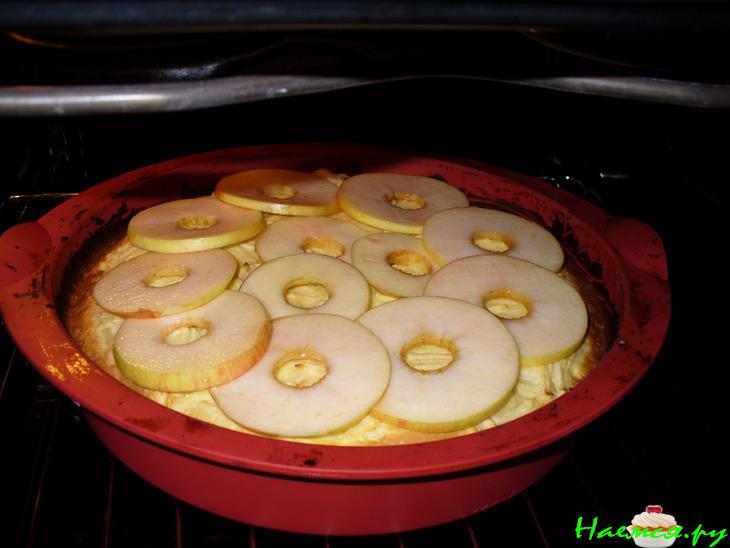 Пирог яблочный "Лапочка"