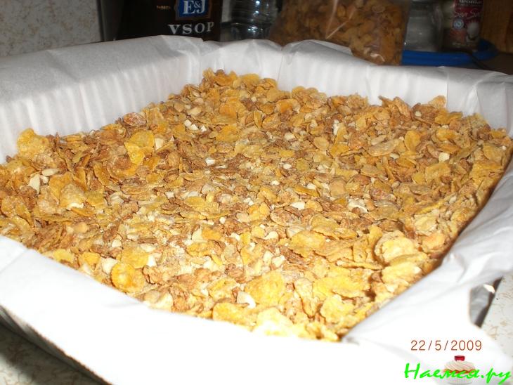 Ягодный пирог "Простой и Вкусный" с орехами и белым шоколадом Ягодный пирог "Простой и Вкусный" с орехами и белым шоколадом