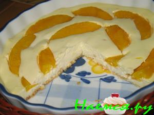 Маленький творожник-чизкейк с нектарином