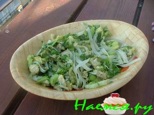 Летний салат с ароматом Азии