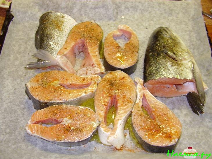 Форель, запеченная в духовке