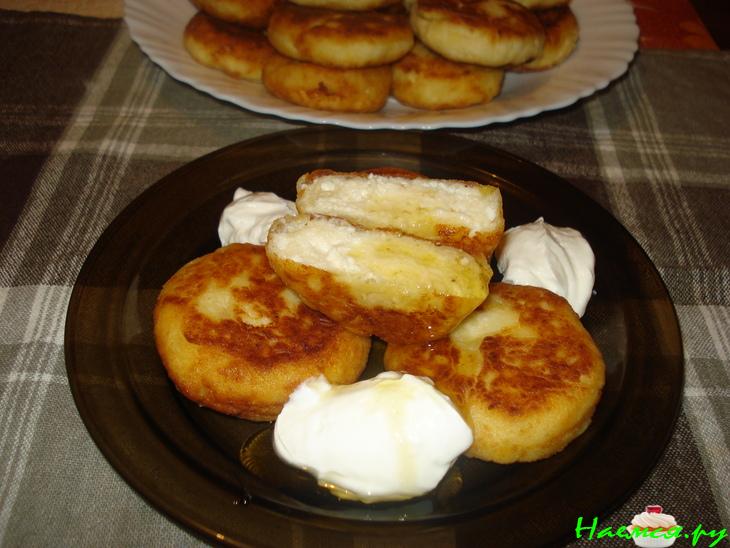 Сырники с бананами Сырники с бананами