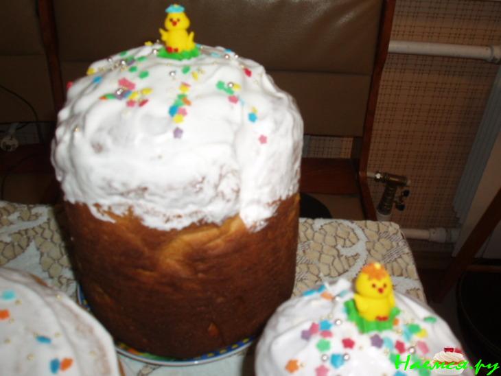 Кулич пасхальный с изюмом