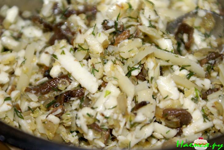 Цветы кабачков фаршированные, в пивном кляре