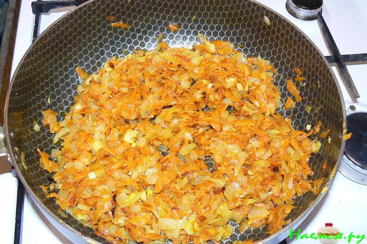 Горбуша на овощной подушке (в кулинарном рукаве)