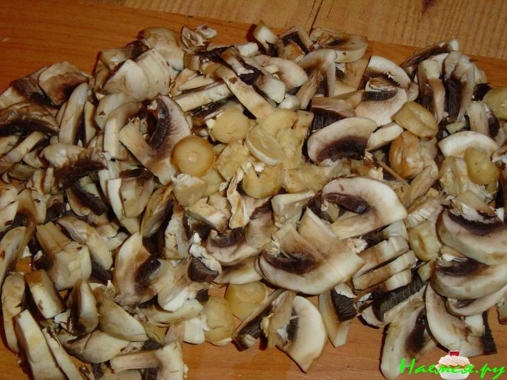 Соус грибной со сметанкой Соус грибной со сметанкой