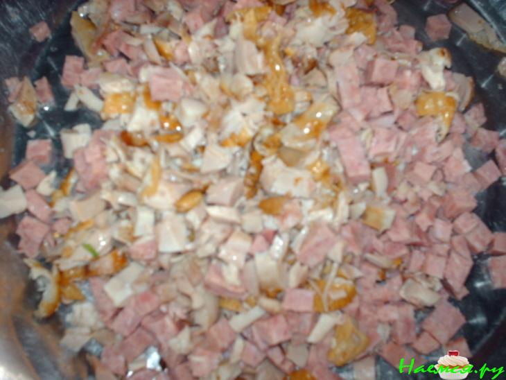 Салат куриный с опятами "Каллы"