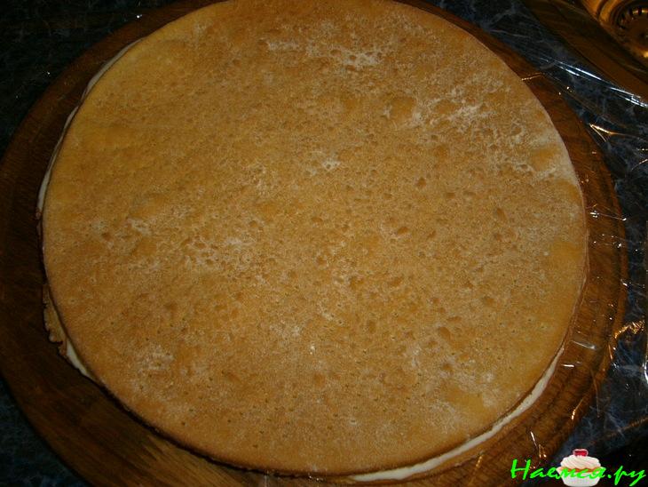 Торт "Медовик" со сметанным кремом