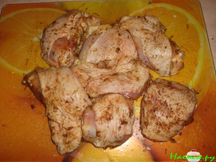 Запечённые бёдрышки куриные