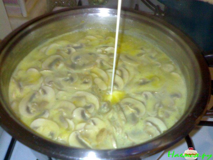 Нежный грибной крем-суп (желтенький) Нежный грибной крем-суп (желтенький)