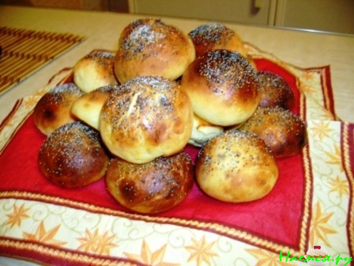 Булочки дрожжевые с маком