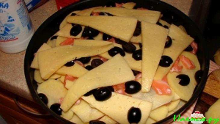 Лосось, запечённый по-гречески