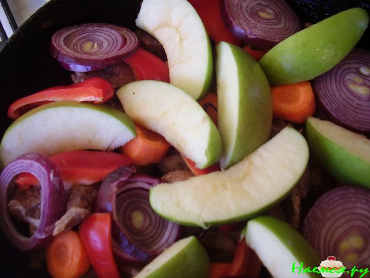 Свиные ребра запеченные