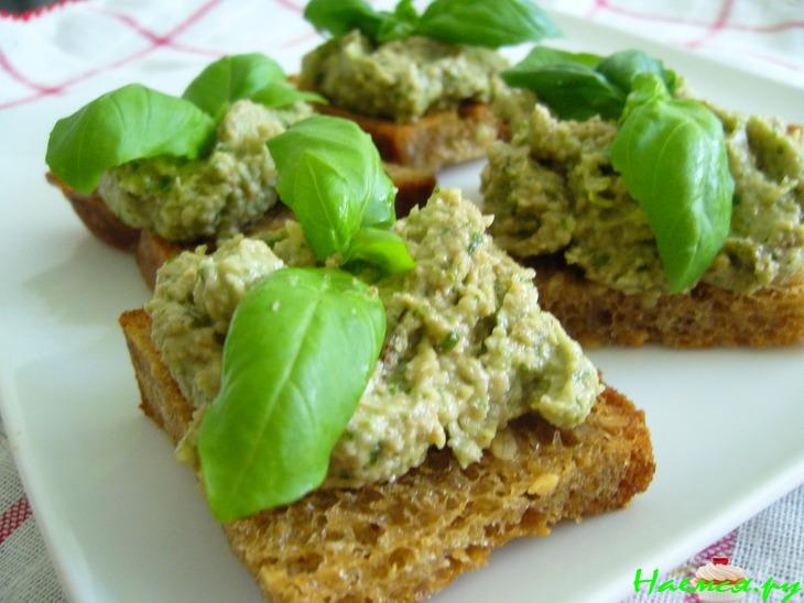 Баклажановое песто