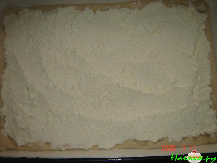 Пирог с творогом и джемом