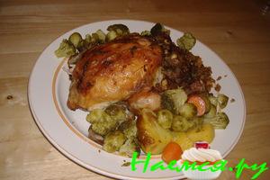 Курица без костей с грибами и сыром