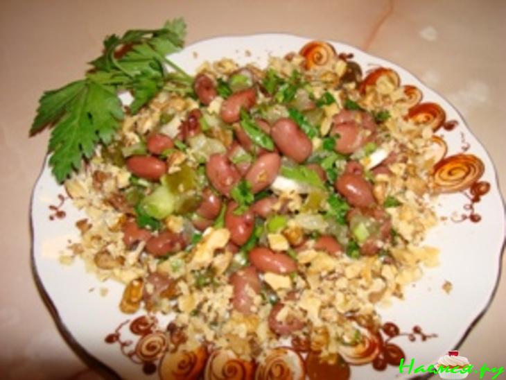 Фасолевый салат к мясу