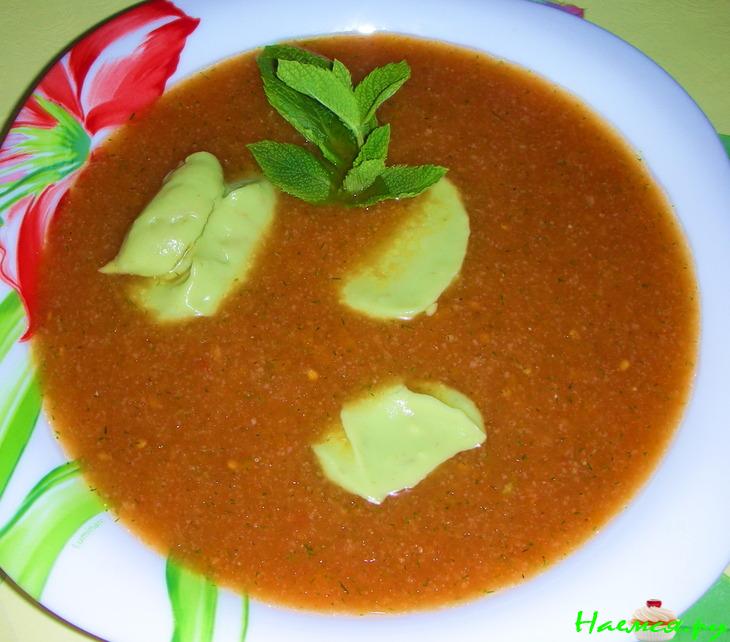 Холодный Гаспачо с кремом из авокадо(один из вариантов Гаспачо) Холодный Гаспачо с кремом из авокадо(один из вариантов Гаспачо)