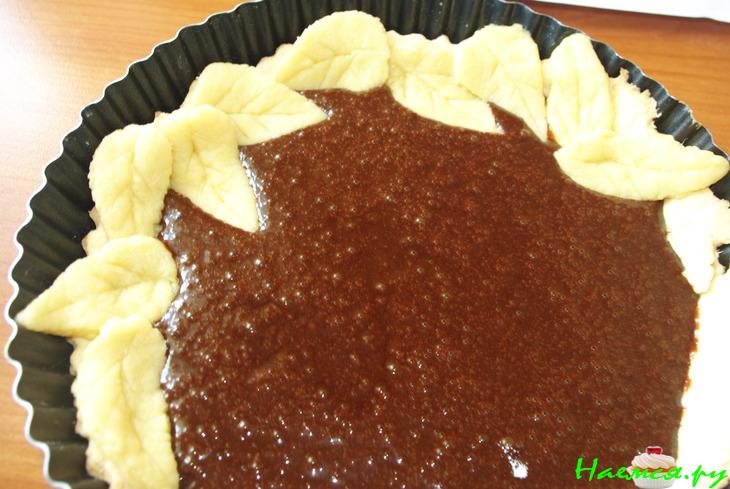 Теплый пирог с шоколадом