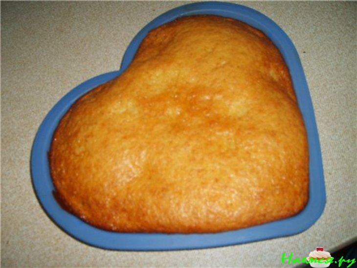 Фруктовый пирог со сгущенкой