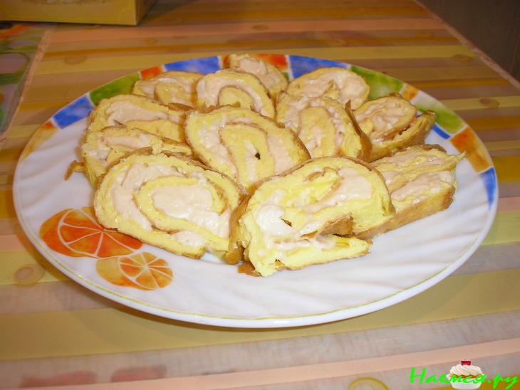 "Яичный рулетик"