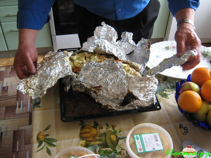 Кефаль запечённая с овощами