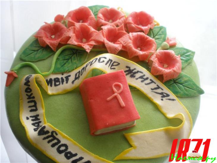 Клубнично-шоколадный торт