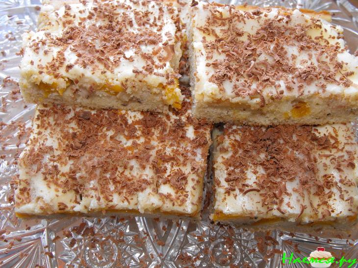 Нежный пирог с персиками Нежный пирог с персиками