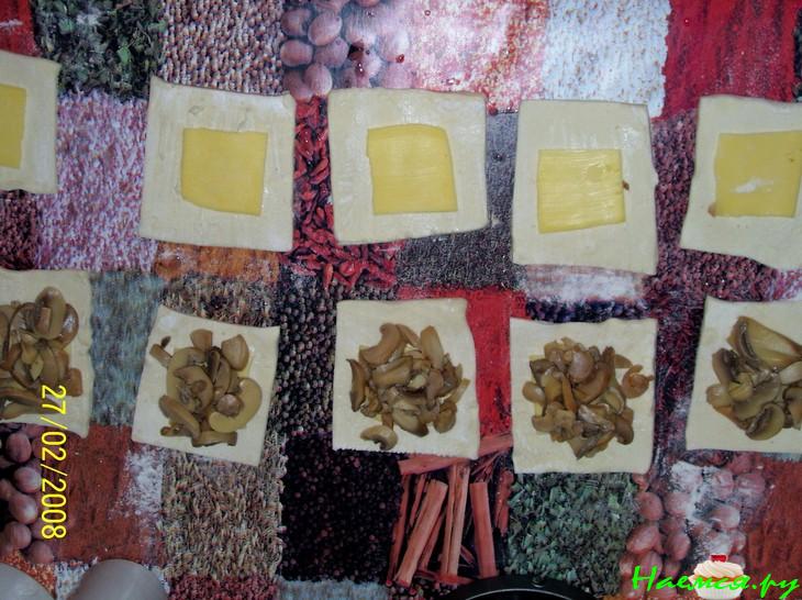 Пирожки "Вильнюс" с шампиньонами
